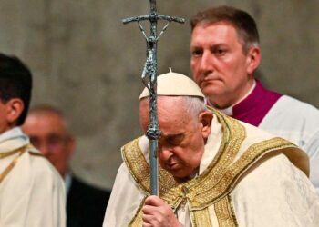 Pope Francis, back from illness, expected for Easter Mass